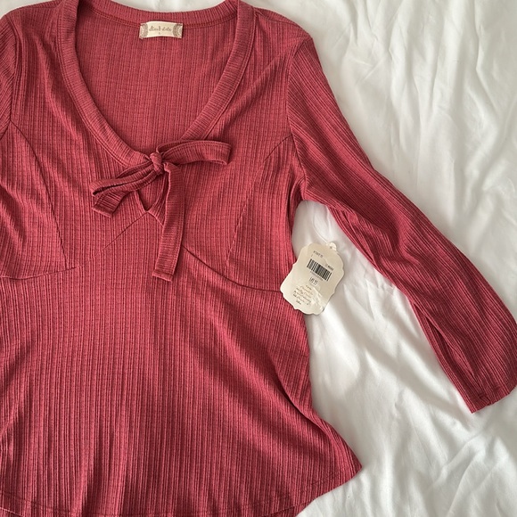 NWT Altar'd State Marsala Long Sleeve Bow Top Size Large - Picture 5 of 6